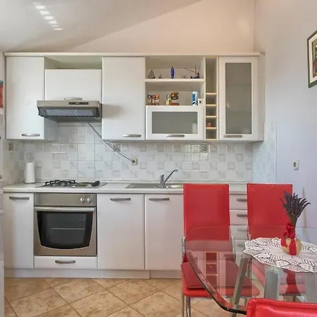 Apartment Stinjan Pula